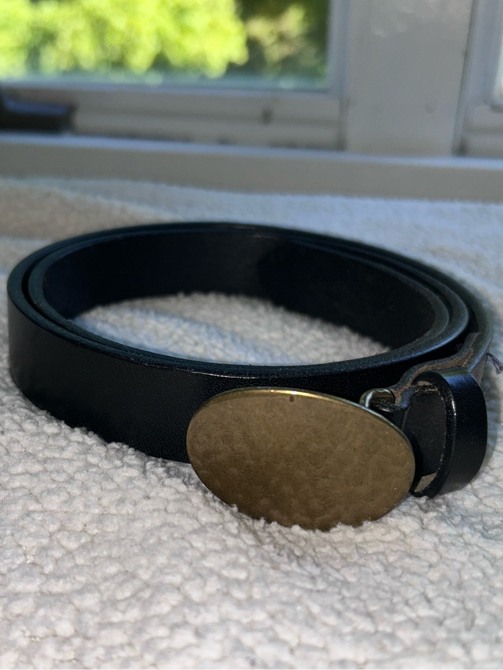 GAP Black Genuine Italian Leather Belt Size 32 Brass Oval Buckle